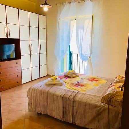 Orchidea Gialla 公寓 加埃塔