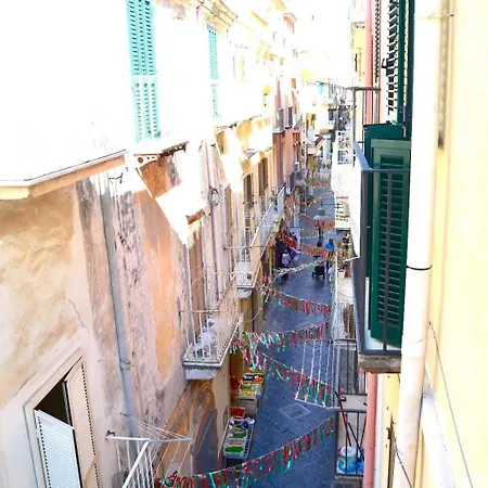 Orchidea Gialla 加埃塔